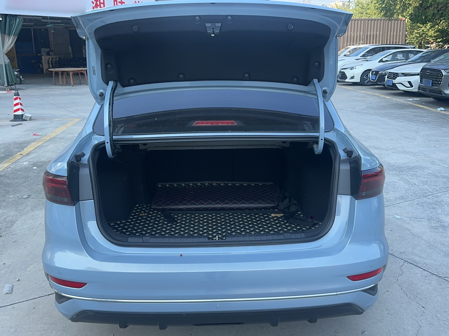 Geely Auto Emgrand 2023 4th Generation Champion Edition 1.5L CVT Prestige Model — снимка 13