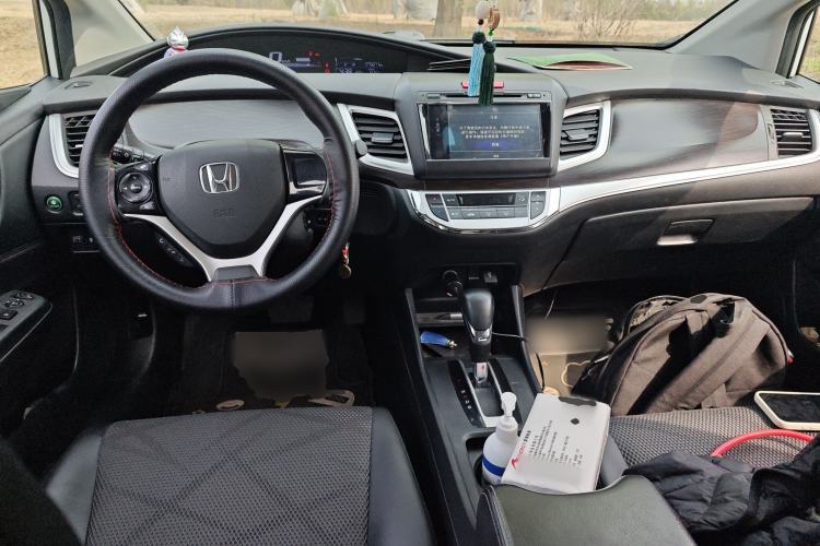 Used Honda Jade 2013 1.8L automatic Comfort version 5 seats