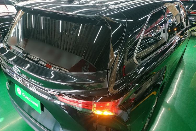 Used Toyota SIENNA 2024 2.5L Hybrid Comfort Edition Rear Right 45 Deg