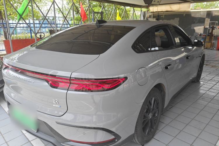 Used BYD Han 2025 DM-i Smart Drive 125KM Elite Model
