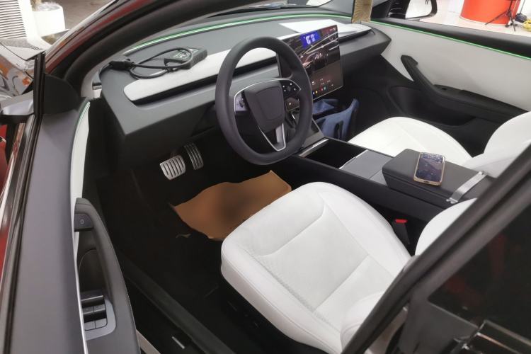 Used Tesla Model 3 2023 Long-Range All-Wheel-Drive Version Driver Seat