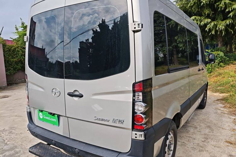 Used JAC Sunray 2022 2.0T Fuel-Efficient King PLUS Express Version Mid-axle 5-6 Seats HFC4DB3-2E4
