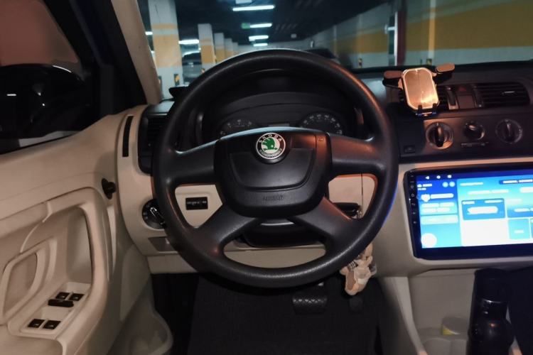 Used Skoda Fabia 2012 1.4L Automatic Crystal Edition
