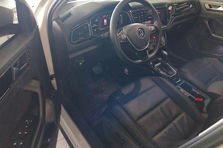 Used Volkswagen T-ROC 2022 280TSI DSG Two-Wheel Drive Comfort PLUS