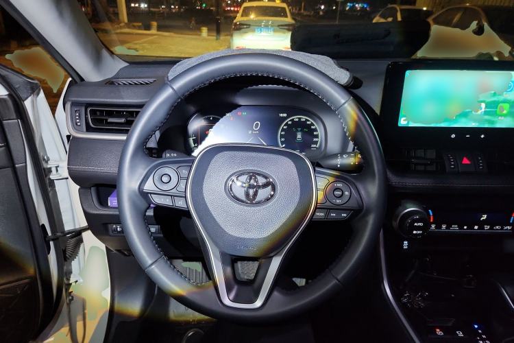 Used Toyota Wildlander 2023 2.0L CVT Two-Wheel Drive Luxury PLUS Edition