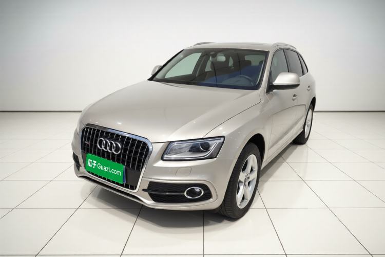 Used Audi Q5 2017 Plus 40 TFSI Ambition Model