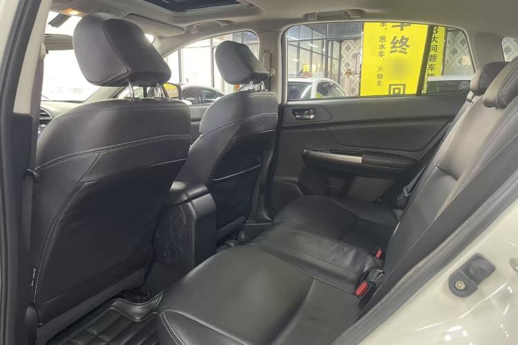 Used Subaru XV 2015 2.0i Luxury Edition
