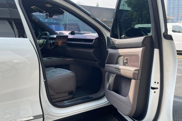 Used Nio ES8 2026 Model 6-seat Executive Luxury Edition
