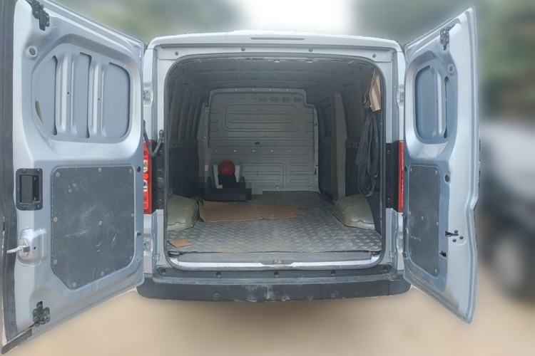 Used Wuling Yangguang 2024 300km Range Practical Window-Sealed Version 60kW
