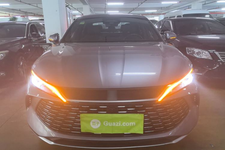 Used BYD Qin L 2025 DM-i Smart Drive 120KM Leading Model