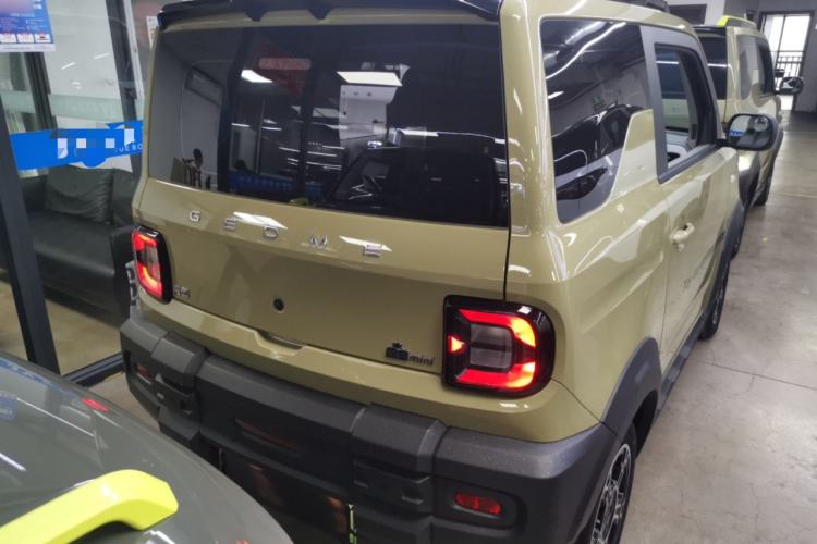 Used Geely Galaxy Panda 2025 210km Panda Rider Rear