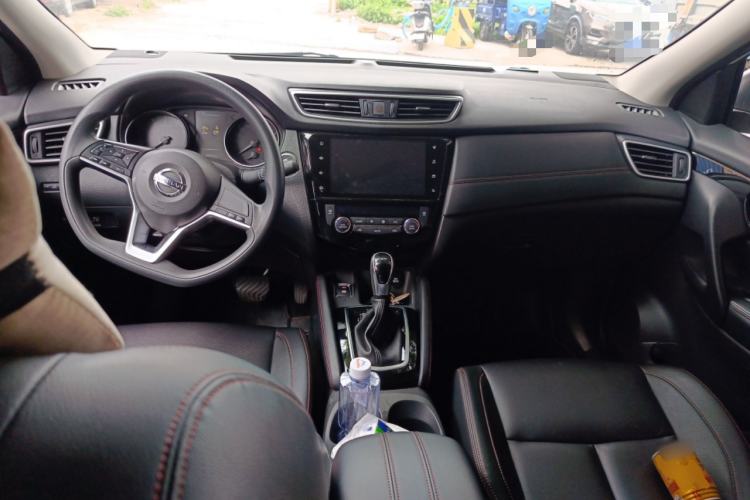 Used Nissan Qashqai 2022 2.0L CVT XV Smart Enjoyment Version Center Console