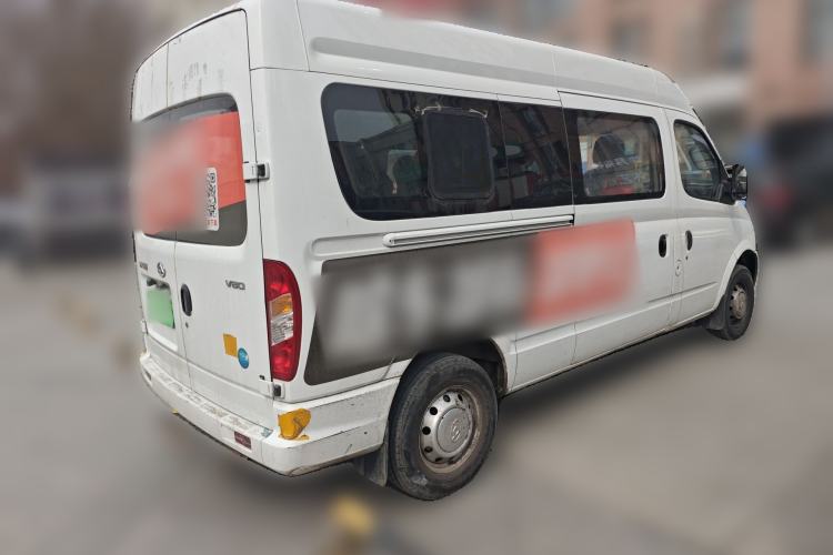 Used SAIC MAXUS Xintu V80 2021 2.0T Manual Classic Aoyuntong 127 PS Mid-axle Mid-roof 6/7/8/9-Seater Rear Right 45 Deg