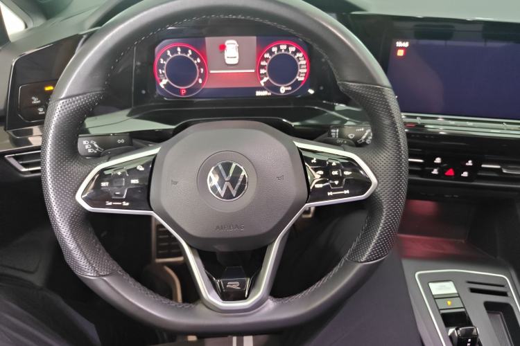 Used Volkswagen Golf 2023 Facelift 280TSI DSG R-Line Lite Steering Wheel