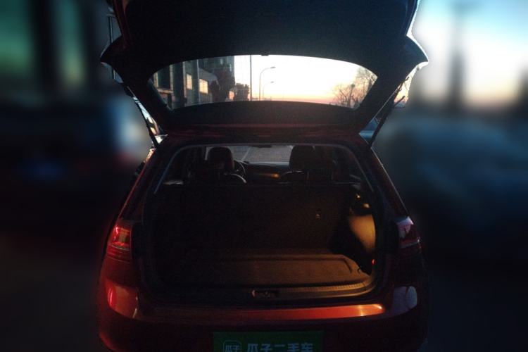 Used Volkswagen Golf 2015 1.4TSI Automatic Luxury Model
