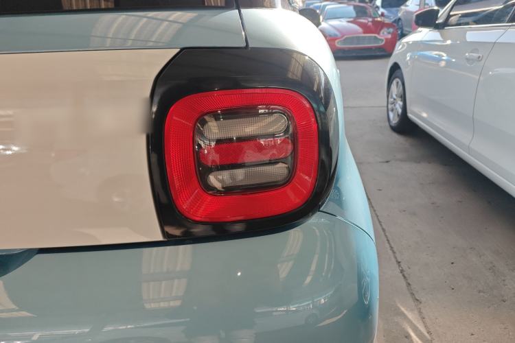 Used ORA Black Cat 2021 351 km Luxury Version