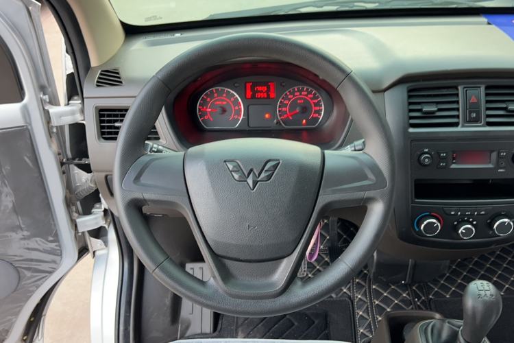 Used Wuling Rongguang S 2023 1.5L Base Version 5/7 Seats