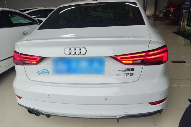 Used Audi A3 2019 Limousine 35 TFSI Fashion Edition China V standard Rear