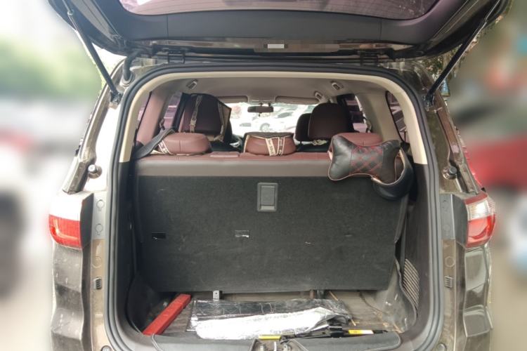 Used CHANGAN Lingxuan 2017 1.6L Manual Happiness Edition
