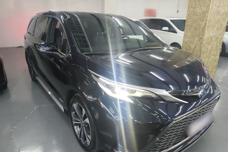 Used Toyota Granvia 2023 2.5L Hybrid Flagship VIP Edition