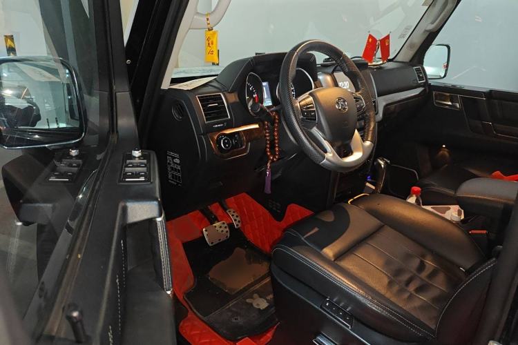 Used BAIC Off-Road BJ80 2017 2.3T Automatic 90th Anniversary Edition
