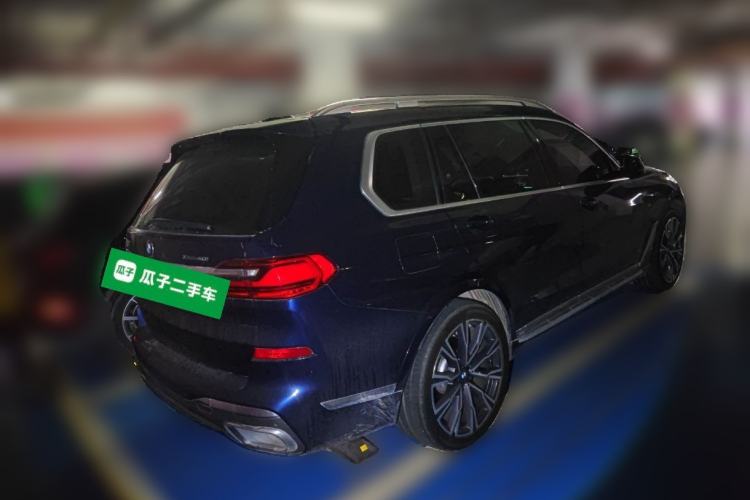 Used BMW X7 2022 xDrive40i Executive M Sport Package Rear Right 45 Deg