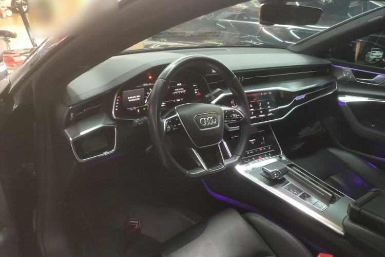 Used Audi A7 2019 55 TFSI quattro Dynamic Edition Center Console