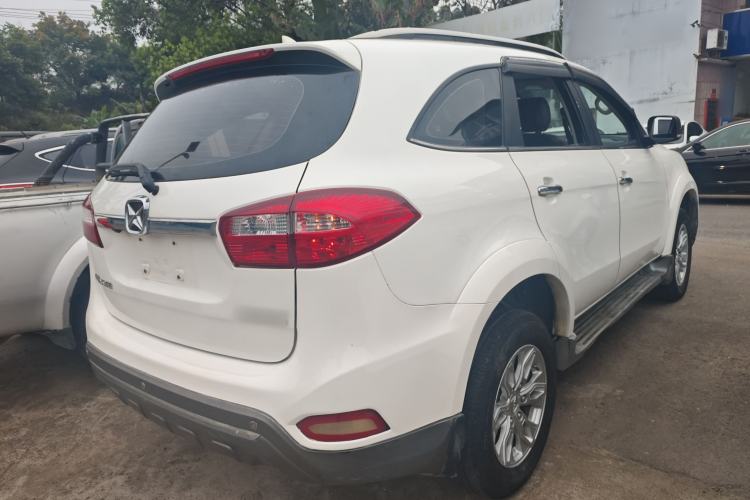 Used JMC Yusheng S350 2016 2.0T Automatic Two-Wheel Drive Gasoline Luxury Edition 5 Seats Rear Right 45 Deg