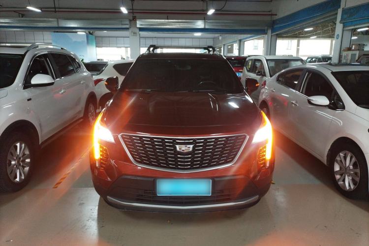 Used Cadillac XT4 2021 28T Two-Wheel Drive Leading Version
