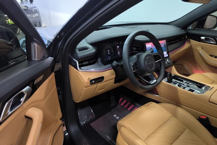 Used Lynk & Co 09 2024 2.0T Four-Wheel Drive Sport Edition Five Seats Driver Seat