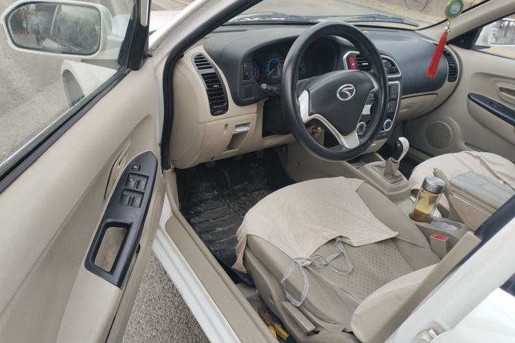 Used Soueast V3 Lingyue 2015 1.5L Manual Happiness Edition