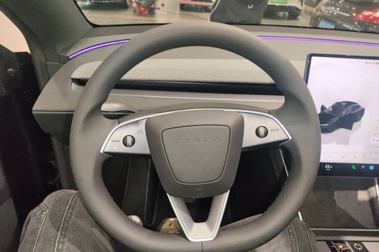 Used Tesla Model Y 2026 Rear-Drive Model
