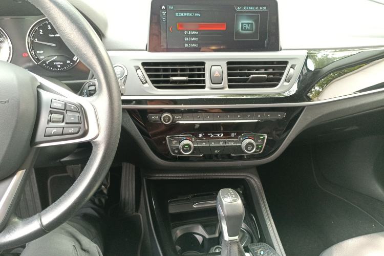 Used BMW 1 Series 2018 118i Design Package Edition Audio And AC Panel