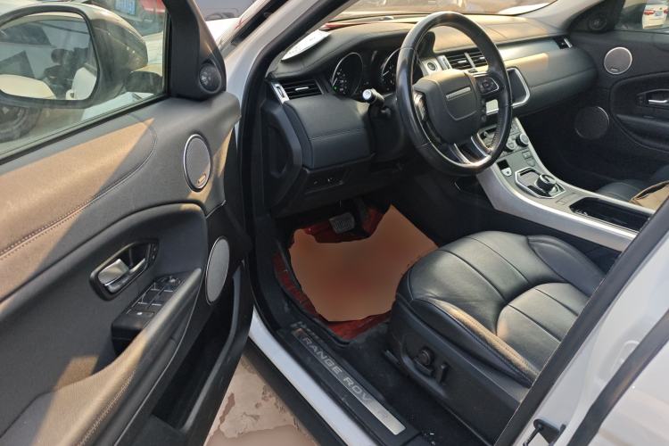 Used Land Rover Range Rover Evoque 2018 240 PS SE Smart Brilliance Edition
