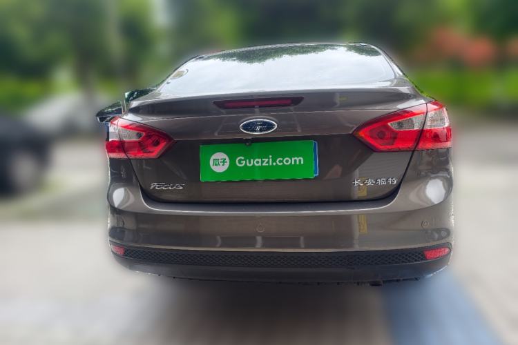 Used Ford Focus 2012 Sedan 1.6L Automatic Fashion Edition
