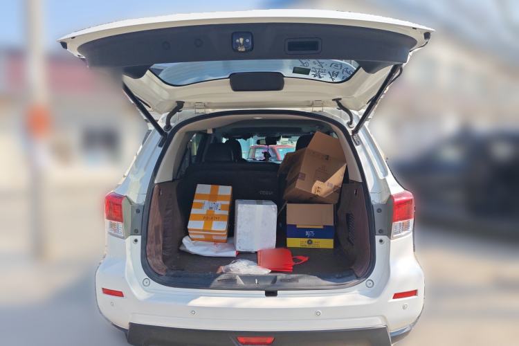 Used Nissan Terra 2018 2.5L Automatic 4x4 Flagship Edition