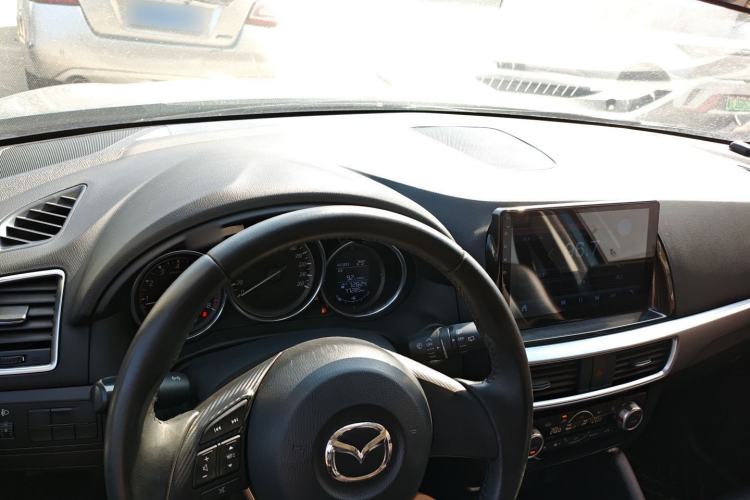 Used Mazda CX-5 2015 2.0L Automatic Two-Wheel Drive Urban Version
