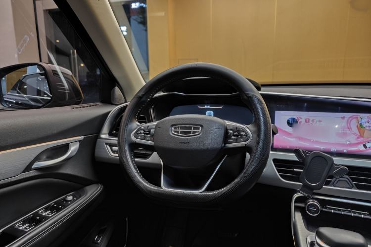 Used Geely Auto Monjaro New Energy 2019 Updated 400T YAOXINGER Pure Electric Range of 56 KM
