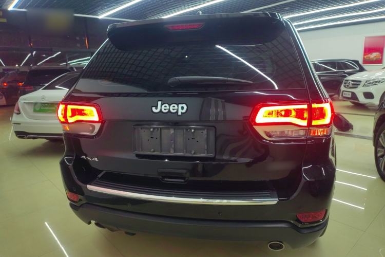 Used Jeep Grand Cherokee (Import) 2020 3.0L Elite Navigation Edition
