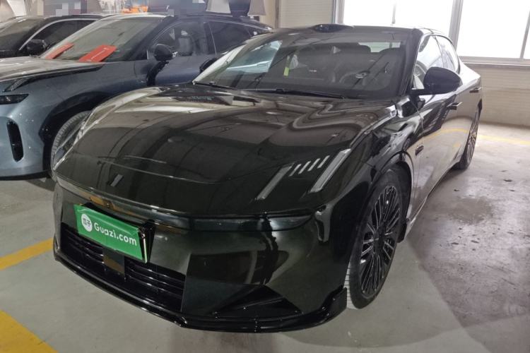 Used Lynk & Co 10 EM-P 2025 Model 240 All-Wheel Drive Ultra—Sport Edition