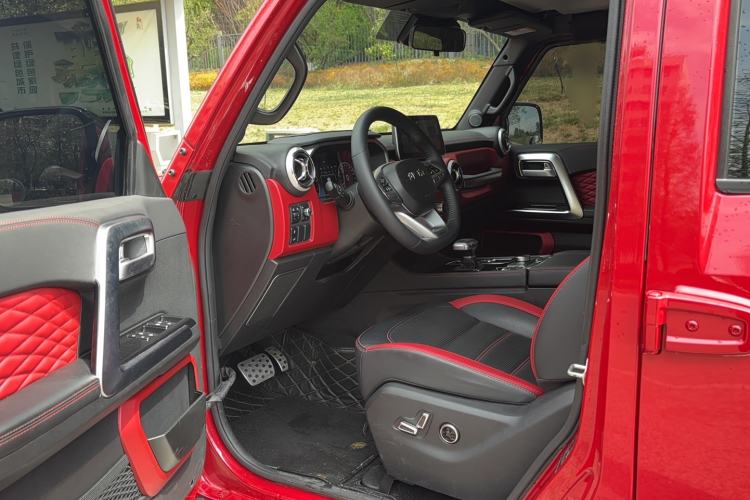 Used BAIC Off-Road BJ40 2020 2.0T Automatic Two-Wheel Drive Urban Hunter Edition Chivalrous Type
