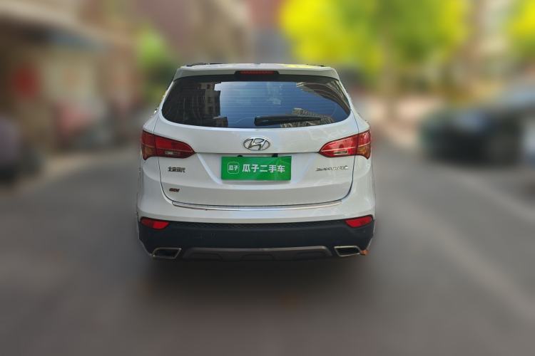 Used Hyundai Santa Fe 2013 2.4L Automatic Two-Wheel Drive Smart Version
