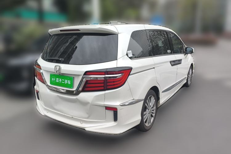 Used Honda Elysion 2016 2.4L Supreme Edition
