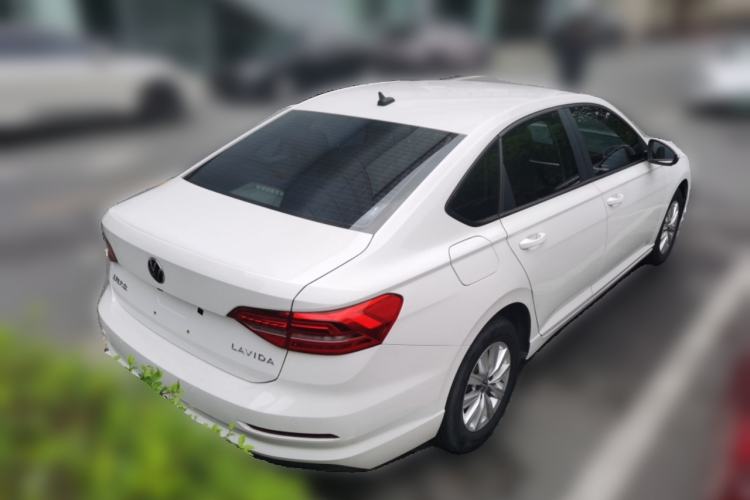 Used Volkswagen Lavida 2021 1.5L Automatic Fashion Edition
