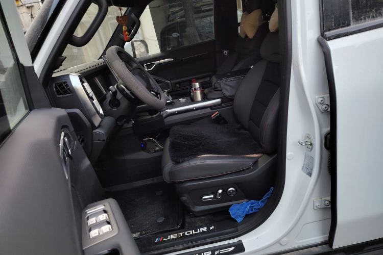 Used JETOUR Traveler 2024 2.0T All-Wheel-Drive Silver Dragon Wings
