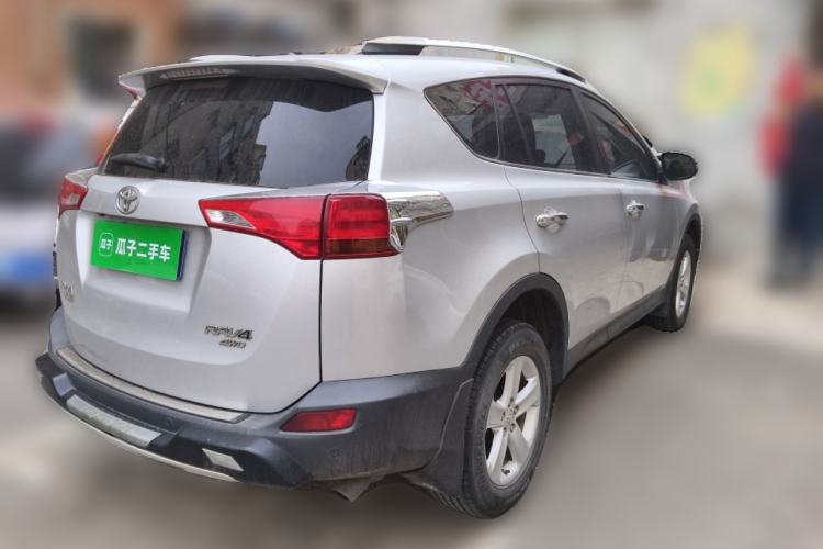 Used Toyota RAV4 2013 2.0L CVT Four-Wheel Drive New Edition Rear Right 45 Deg