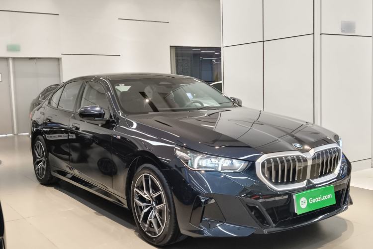 Used BMW 5 Series 2024 530i Leading Model M Sport Package