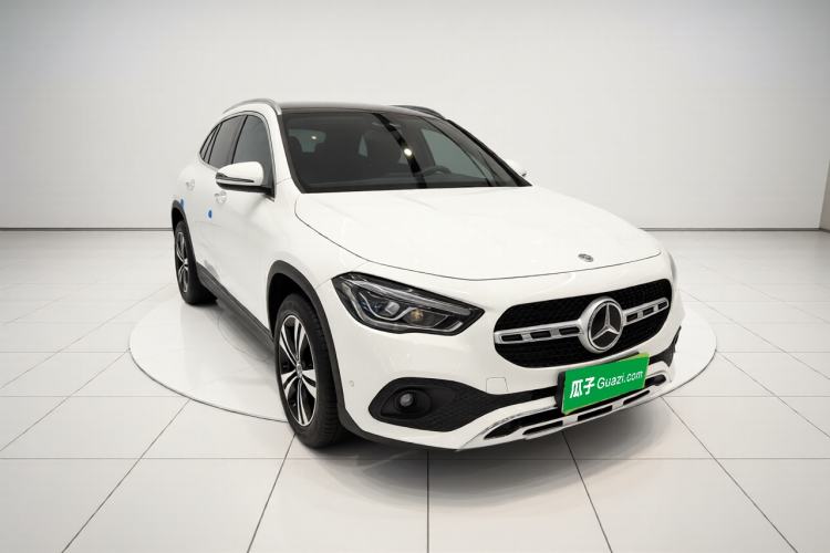 Used Mercedes-Benz GLA 2022 Facelifted GLA 200 Exterior 1