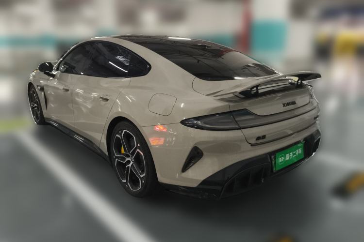 Used Xiaomi Auto SU7 2024 Four-Wheel Drive Ultra-Long Range Advanced Intelligent Driving Max Edition