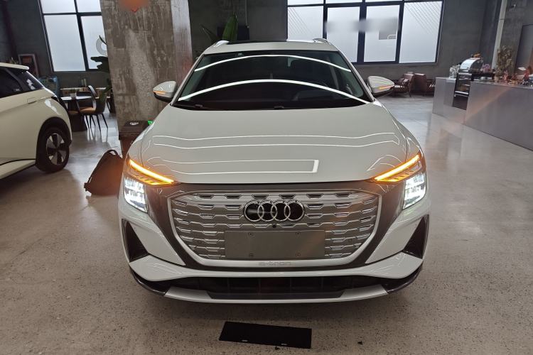 Used Audi Q5 e-tron 2023 40 e-tron Shining Edition Brocade Suit
